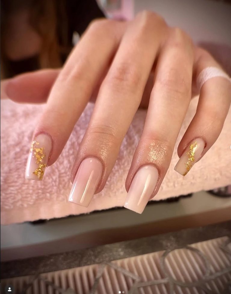 lt beauty pose ongles feuille or 768x979