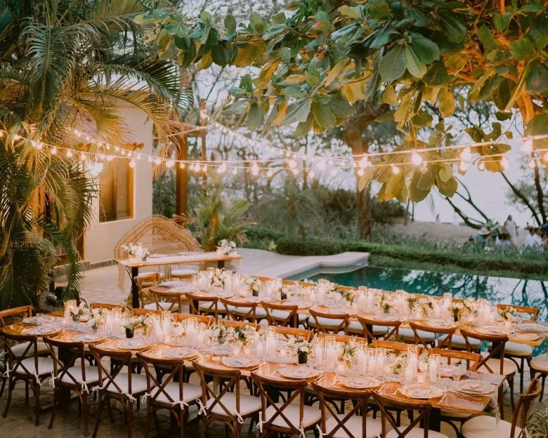 design event compagny location mobilier cannes Guirlandes lumineuses 1 768x614