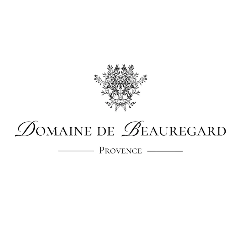 Logo noir fond blanc 1 768x768