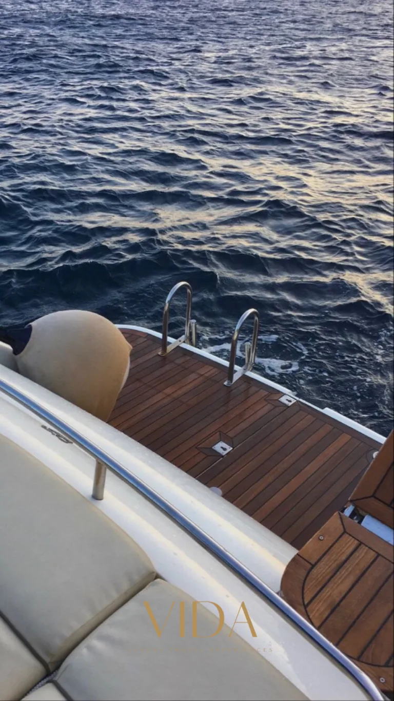 Story de @vida luxury experiences 9 2 768x1365