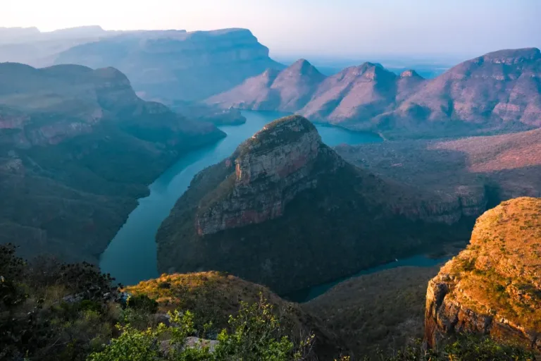 three rondavels viewpoint blyde river canyon afrique du sud scaled 1 768x512